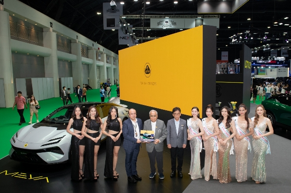 LOTUS CARS THAILAND รับรางวัลThe Best Award Bangkok International Motor Show 2024 ประเภท THE BEST SPORT EV AWARD