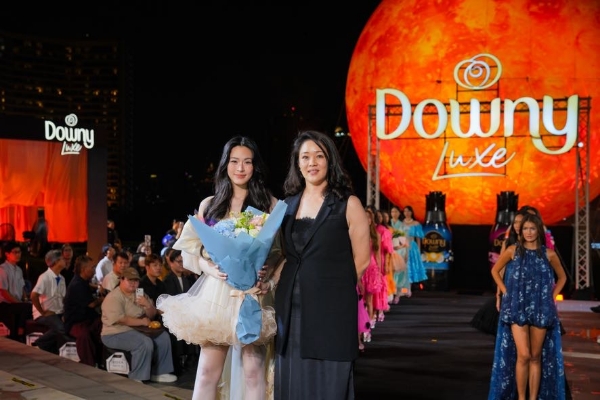 ยิ่งใหญ่ริมเจ้าพระยา! ดาวน์นี่ ยกระดับ Soft Power ไทย เปิดรันเวย์ DOWNY LUXE SUNWAY หนุนดีไซเนอร์ไทยโชว์ศักยภาพสู่สากล